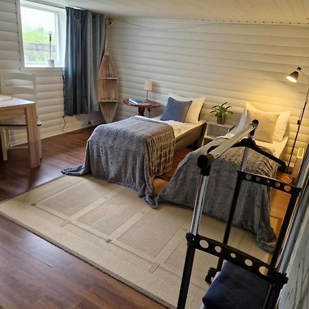 Your Place To Stay In Lofoten At Our Family House! Ballstad Eksteriør billede