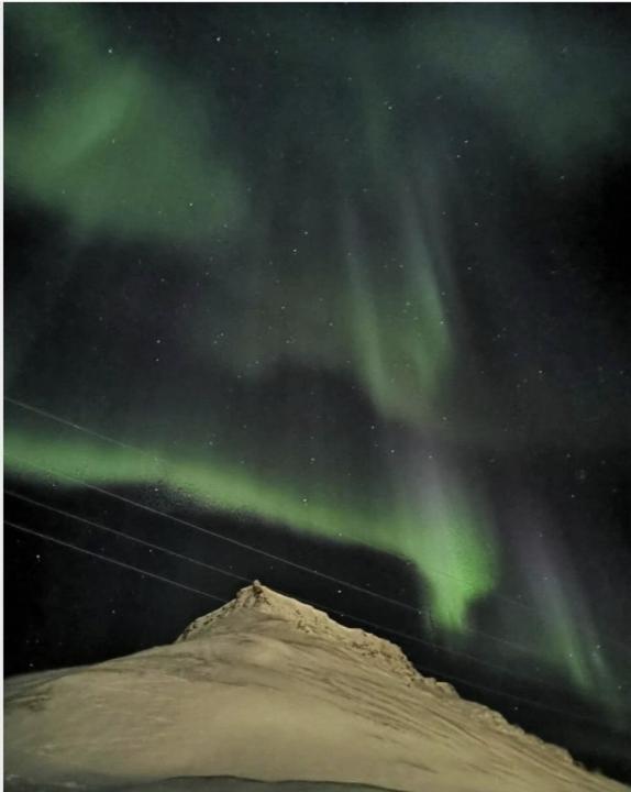 Your Place To Stay In Lofoten At Our Family House! Ballstad Eksteriør billede