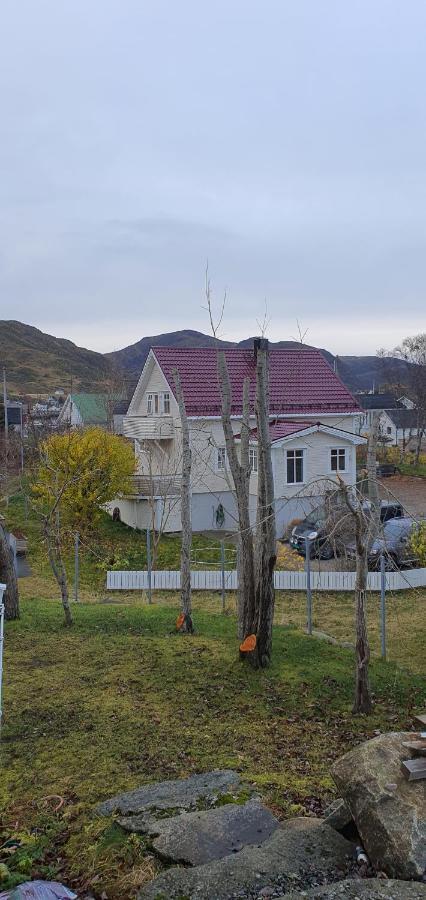 Your Place To Stay In Lofoten At Our Family House! Ballstad Eksteriør billede