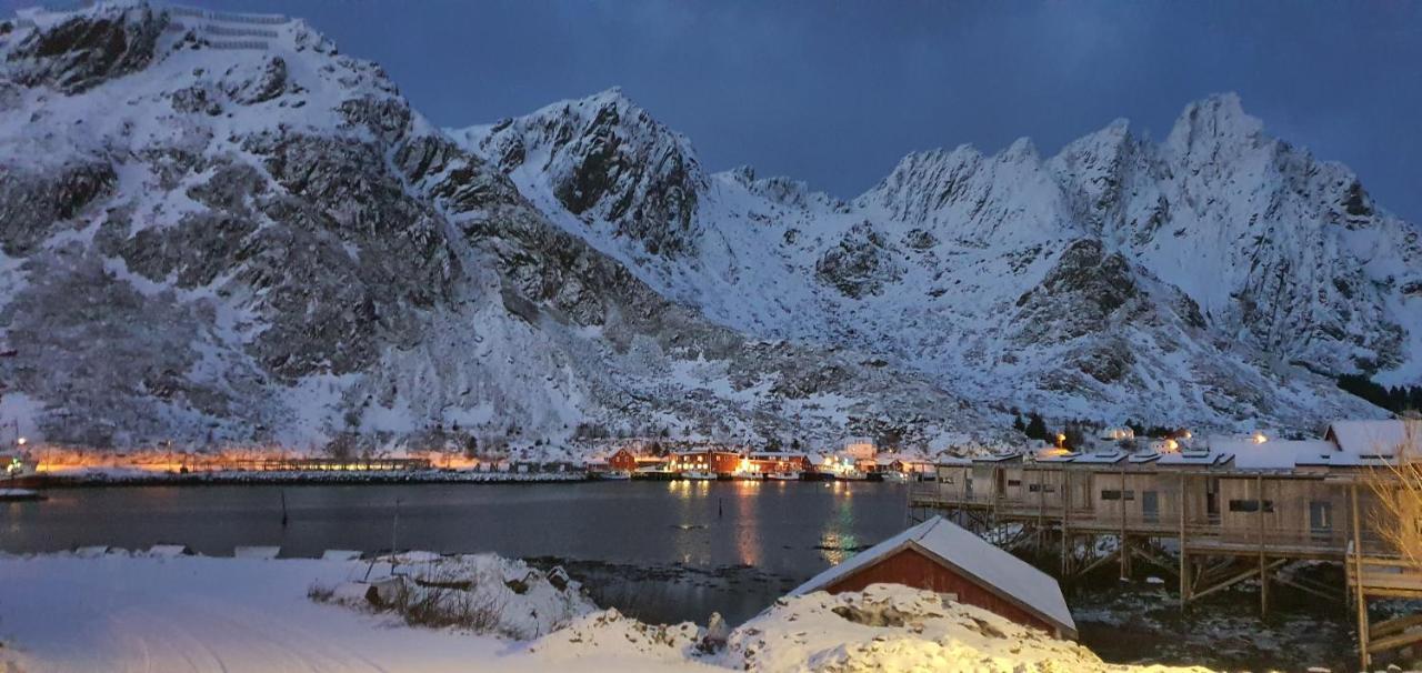 Your Place To Stay In Lofoten At Our Family House! Ballstad Eksteriør billede